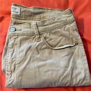 Old Navy Kaki Pants for Women